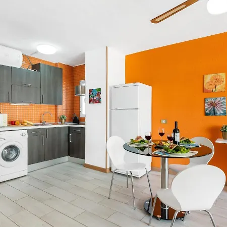 Y12g Central Playa Las Americas Appartement Arona (Tenerife)